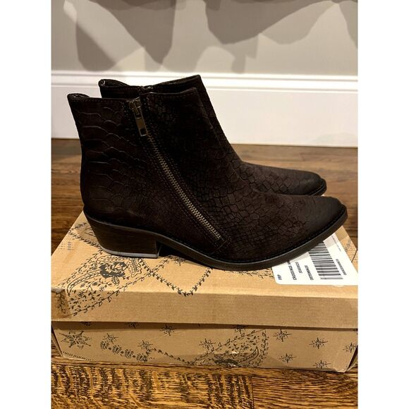 NIB Free People Crossings Western Snake Embossed Ankle Boot in Taupe 7 - Picture 8 of 10